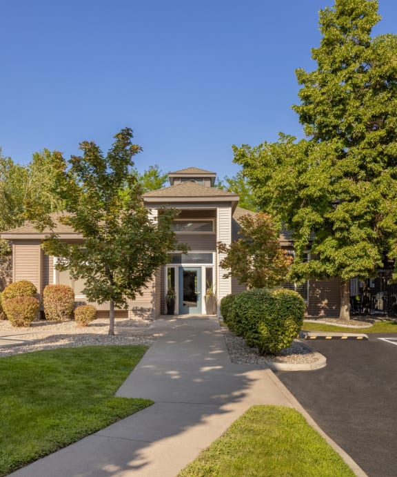 Crosspointe Apartments in Kennewick, WA